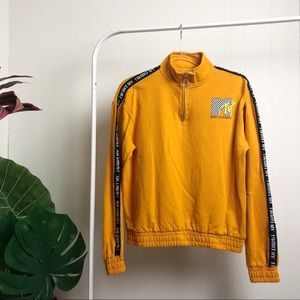 NWOT >> MTV Sweatshirt >> M